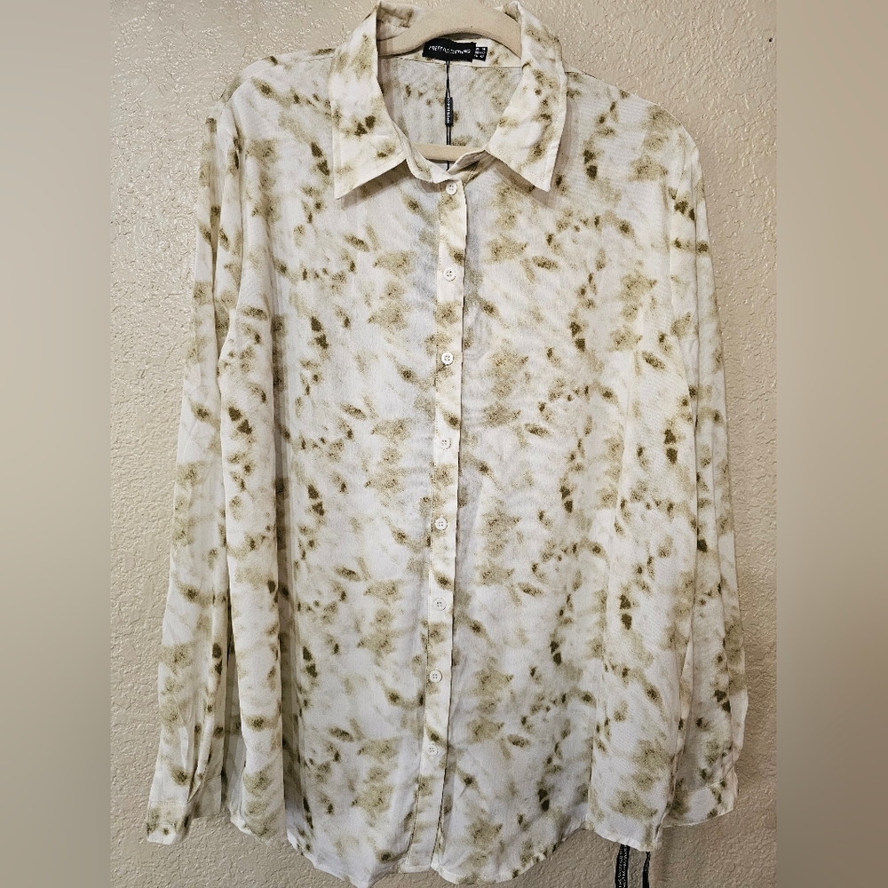 PrettyLittleThing Olive and Cream Patterned Blouse